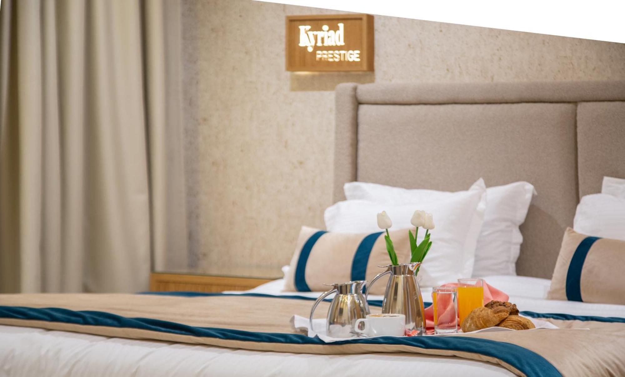 Kyriad Prestige City Center Tunis Exteriör bild